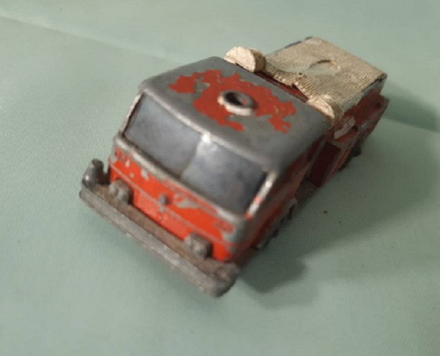 thumbBY LESNEY MATCHBOX SERJES NO : 29 FİRE PUMPER TRUCK DENVER İTFAİYE 1960