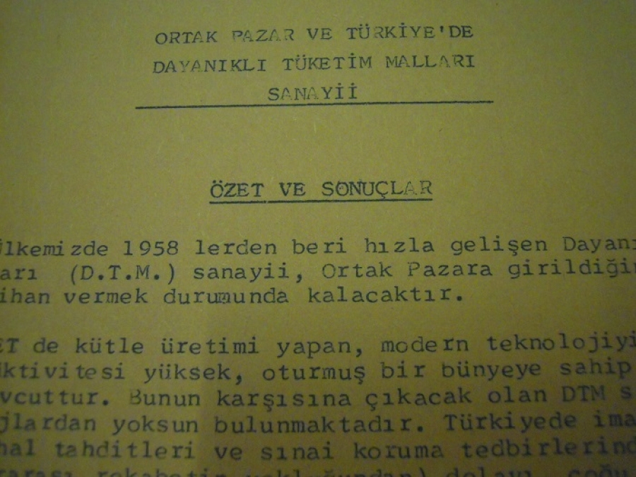 thumbİKTİSADİ KALKINMA VAKFI YAYINLARI Y.S. 11 NİSAN 1971