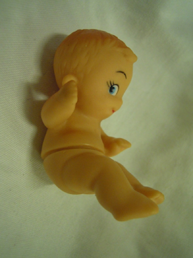 thumbOYUNCAK PLASTİK BEBEK
