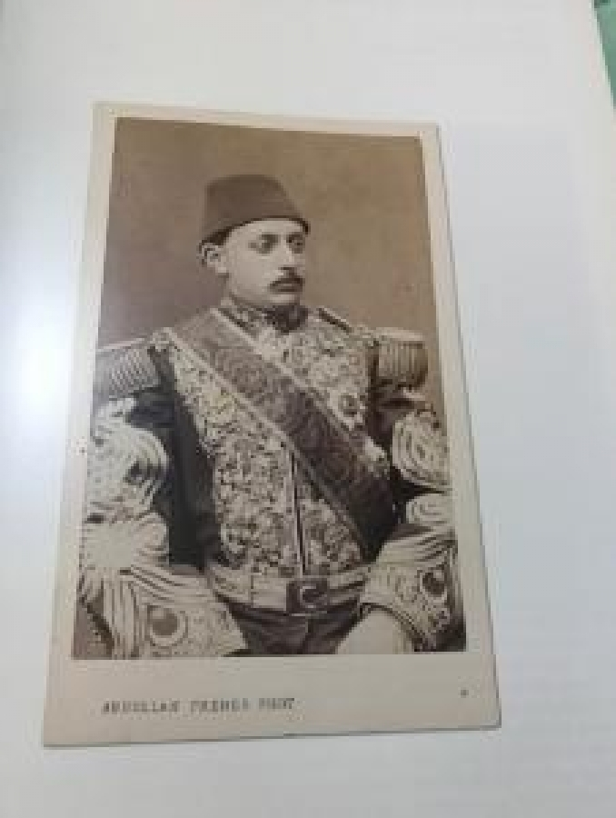 thumbHATIRA-İ UHUVVET BAHATTİN ÖZTÜNCAY PORTRE FOTOĞRAFLARIN CAZİBESİ : 1846-1950