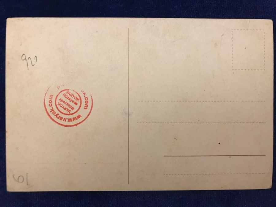 thumbOSMANLI HİLALİAHMER KIZILAY KARTPOSTAL CEPHEDE YARALIL ASKERE İLKYARDIM YAPAN HEMŞİRE